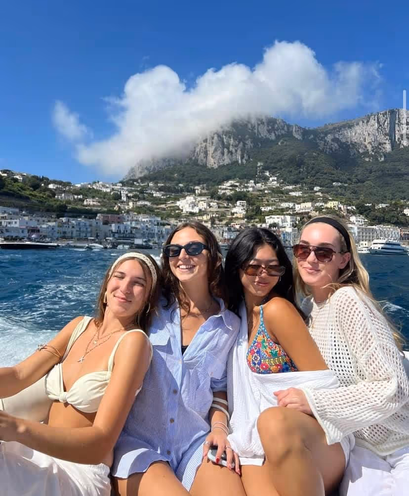Students enjoying a Flextrip travel experience