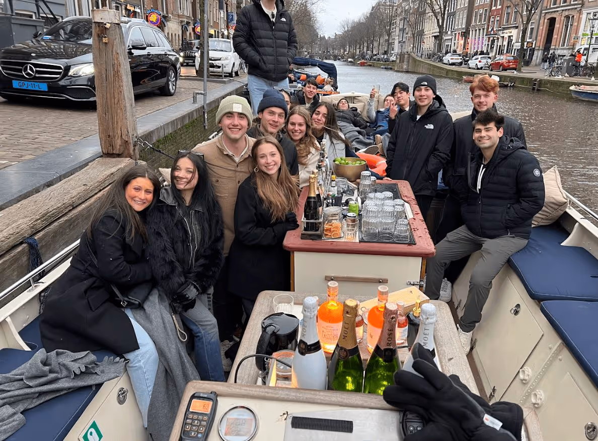 Group photo from a Flextrip weekend trip